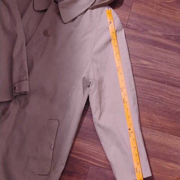 Gallery Women’s Taupe Hooded Long Trench Coat Size 10 – Super Soft Button-Front - Picture 3 of 7